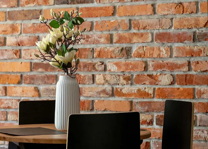 Modern Jaworowa Perfect For Remote Work By Renters * 포즈난