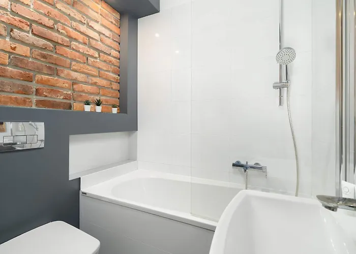 Modern Jaworowa Perfect For Remote Work By Renters *